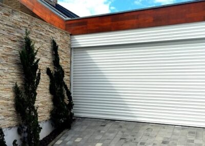 Acessórios para porta de enrolar