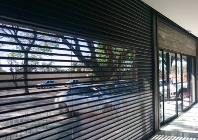 Central de controle para porta de enrolar