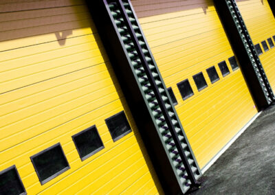 Porta automatizada de enrolar